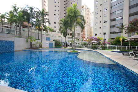 Apartamento à venda com 115m², 3 quartos e 2 vagasÁrea comum - Piscina 3