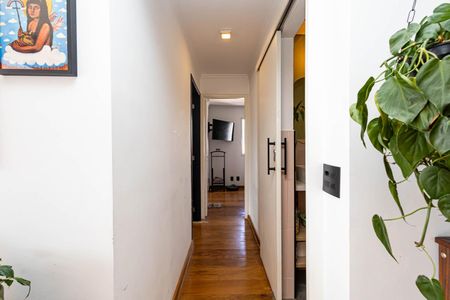 Apartamento à venda com 76m², 2 quartos e 1 vagaCorredor