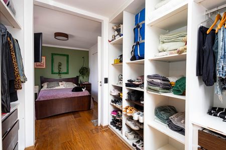 Apartamento à venda com 76m², 2 quartos e 1 vagaCloset da Suíte 