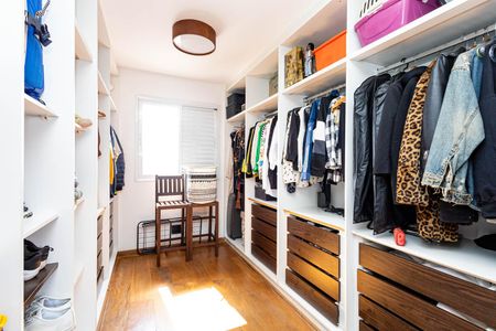 Apartamento à venda com 76m², 2 quartos e 1 vagaCloset da Suíte 