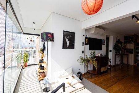 Apartamento à venda com 76m², 2 quartos e 1 vagaVaranda