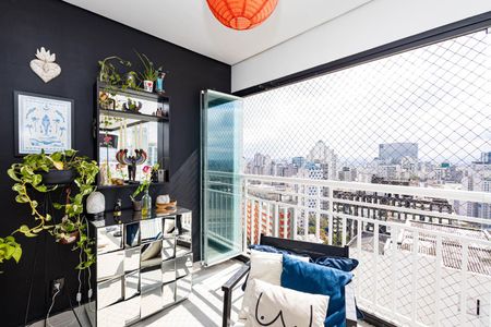 Apartamento à venda com 76m², 2 quartos e 1 vagaVaranda