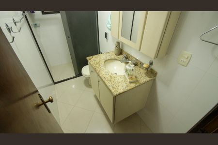 Casa à venda com 216m², 5 quartos e 2 vagasBanheiro da Suíte 1