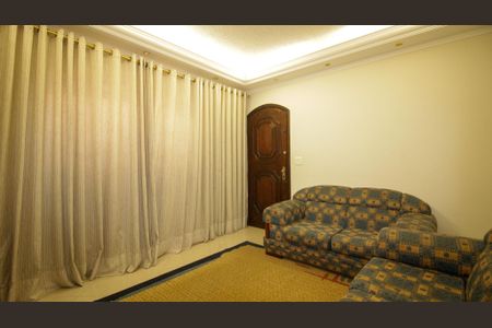 Casa à venda com 216m², 5 quartos e 2 vagasSala