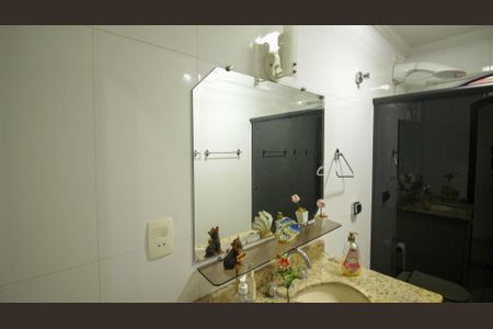 Casa à venda com 216m², 5 quartos e 2 vagasBanheiro Social