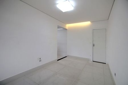 Apartamento à venda com 42m², 1 quarto e 1 vagaSala