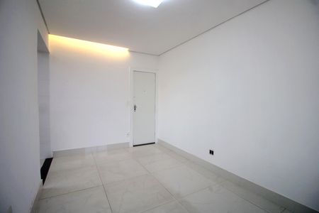 Apartamento à venda com 42m², 1 quarto e 1 vagaSala