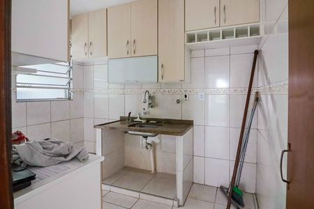 Apartamento à venda com 67m², 2 quartos e 1 vaga Apartamento à venda com 67m², 2 quartos e 1 vagaCozinha e Área de Serviço