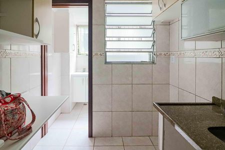 Apartamento à venda com 67m², 2 quartos e 1 vaga Apartamento à venda com 67m², 2 quartos e 1 vagaCozinha e Área de Serviço