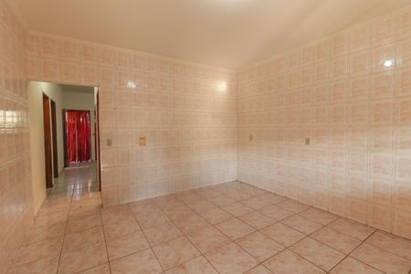 Casa à venda com 93m², 2 quartos e 1 vaga Casa à venda com 93m², 2 quartos e 1 vagaCozinha e Área de Serviço