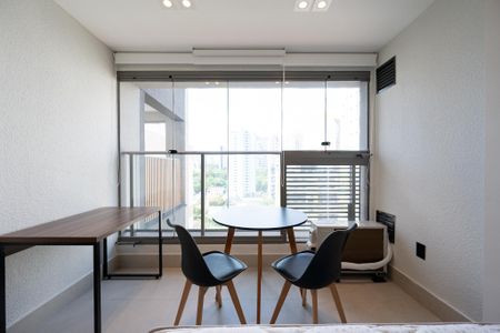 Studio para alugar com 28m², 1 quarto e sem vagaStudio