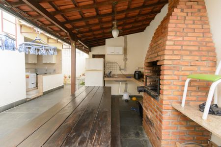 Casa à venda com 476m², 5 quartos e 3 vagasEspaço Gourmet