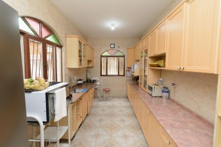 Casa à venda com 476m², 5 quartos e 3 vagasCozinha