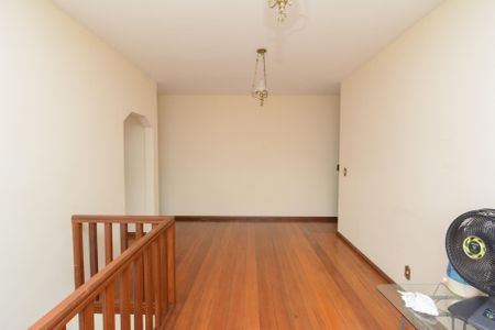 Casa à venda com 476m², 5 quartos e 3 vagasSala 2