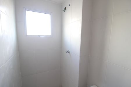 Apartamento à venda com 80m², 2 quartos e 2 vagasBanheiro da Suíte 1