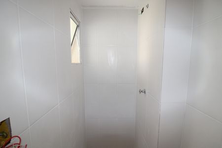 Apartamento à venda com 80m², 2 quartos e 2 vagasBanheiro da Suíte 2