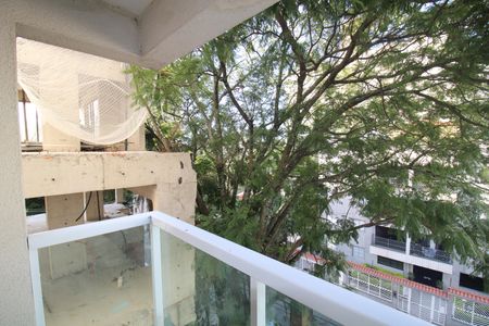 Apartamento à venda com 80m², 2 quartos e 2 vagasVaranda da Suíte 2