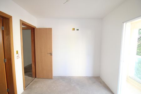 Apartamento à venda com 80m², 2 quartos e 2 vagasSuíte 1