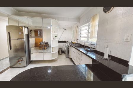 Apartamento à venda com 70m², 2 quartos e sem vaga Apartamento à venda com 70m², 2 quartos e sem vagaCozinha