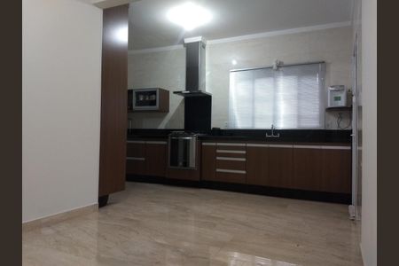 Casa à venda com 220m², 4 quartos e 3 vagas Casa à venda com 220m², 4 quartos e 3 vagasFoto 16