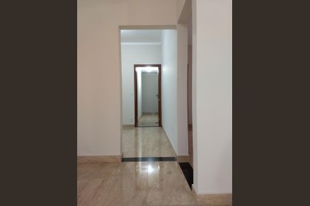 Casa à venda com 220m², 4 quartos e 3 vagas Casa à venda com 220m², 4 quartos e 3 vagasFoto 22