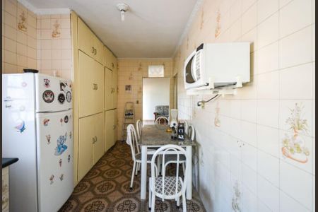 Casa à venda com 200m², 3 quartos e 2 vagas