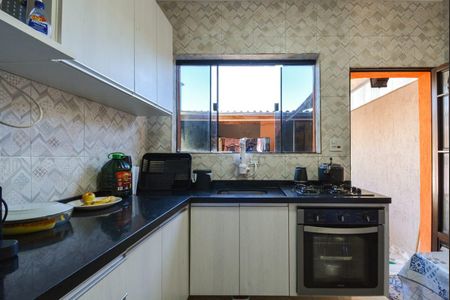 Casa à venda com 99m², 3 quartos e 1 vaga