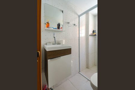 Casa à venda com 99m², 3 quartos e 1 vaga