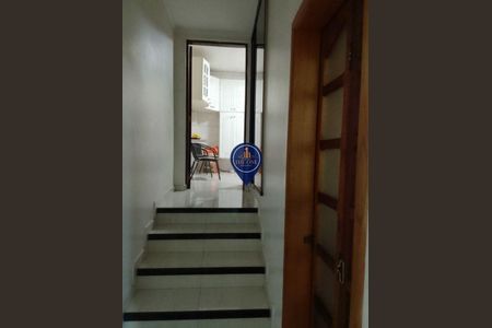 Casa à venda com 115m², 2 quartos e 1 vaga