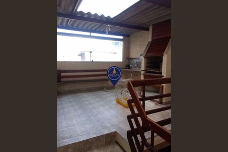 Casa à venda com 115m², 2 quartos e 1 vaga