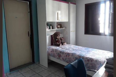 Casa à venda com 90m², 2 quartos e 2 vagas