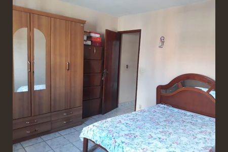 Casa à venda com 90m², 2 quartos e 2 vagas