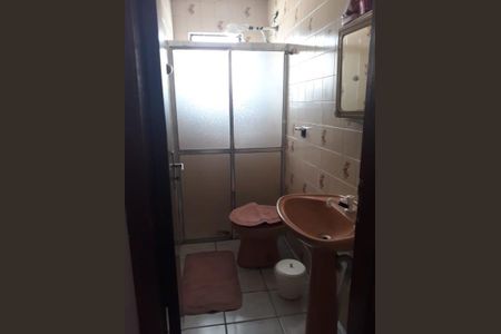 Casa à venda com 90m², 2 quartos e 2 vagas