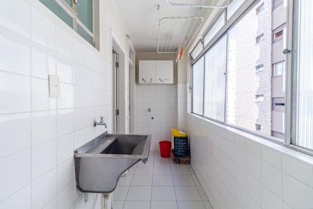 Apartamento à venda com 144m², 3 quartos e 1 vagaÁrea de Serviço