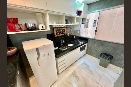 Apartamento à venda com 59m², 2 quartos e 1 vagaCozinha