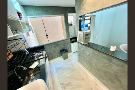 Apartamento à venda com 59m², 2 quartos e 1 vagaCozinha