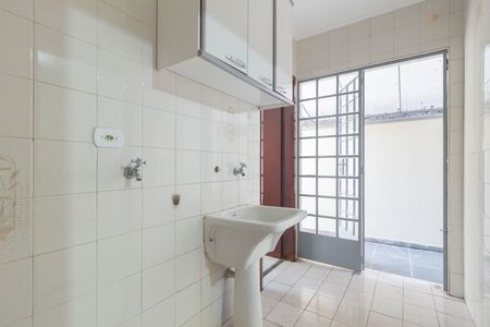 Casa para alugar com 150m², 4 quartos e 2 vagas Casa para alugar com 150m², 4 quartos e 2 vagasÁrea de Serviço