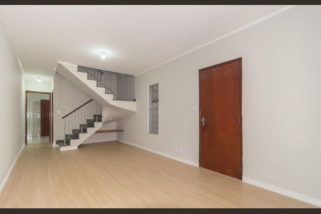 Casa para alugar com 150m², 4 quartos e 2 vagas Casa para alugar com 150m², 4 quartos e 2 vagasSala