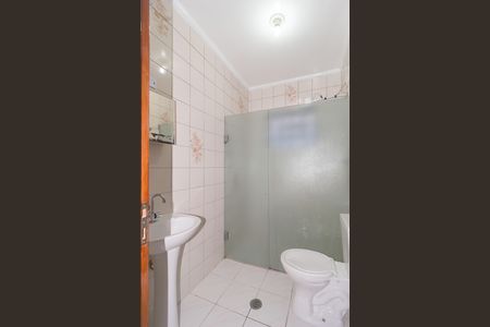 Casa para alugar com 150m², 4 quartos e 2 vagas Casa para alugar com 150m², 4 quartos e 2 vagasBanheiro Suíte 1