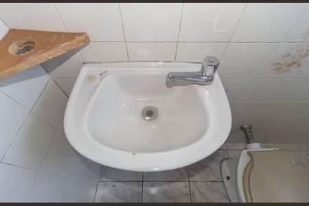 Casa para alugar com 150m², 4 quartos e 2 vagas Casa para alugar com 150m², 4 quartos e 2 vagasBanheiro Suíte 2