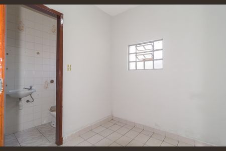 Casa para alugar com 150m², 4 quartos e 2 vagas Casa para alugar com 150m², 4 quartos e 2 vagasSuíte 2