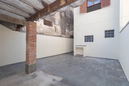 Casa para alugar com 150m², 4 quartos e 2 vagas Casa para alugar com 150m², 4 quartos e 2 vagasÁrea comum