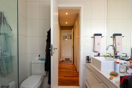 Apartamento à venda com 147m², 3 quartos e 2 vagasBanheiro da Suíte 1