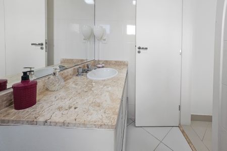 Apartamento para alugar com 96m², 3 quartos e 2 vagasBanheiro da Suíte 2