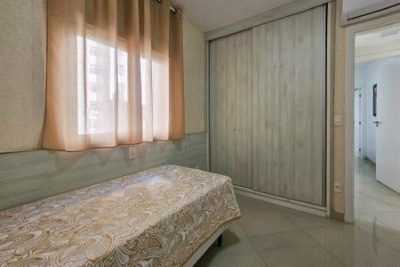 Apartamento para alugar com 96m², 3 quartos e 2 vagasQuarto