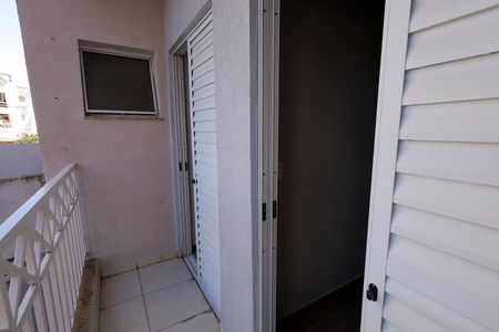 Apartamento à venda com 110m², 3 quartos e 3 vagasSacada dos quartos