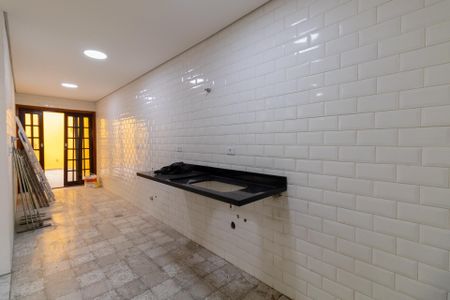Casa à venda com 182m², 4 quartos e 2 vagas Casa à venda com 182m², 4 quartos e 2 vagasCozinha