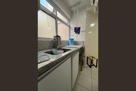 Apartamento à venda com 200m², 3 quartos e 2 vagasÁrea de serviço