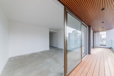 Apartamento à venda com 161m², 3 quartos e 3 vagas