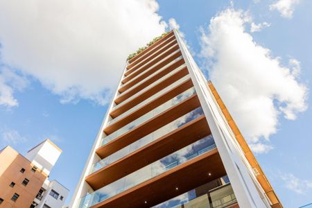 Apartamento à venda com 161m², 3 quartos e 3 vagas